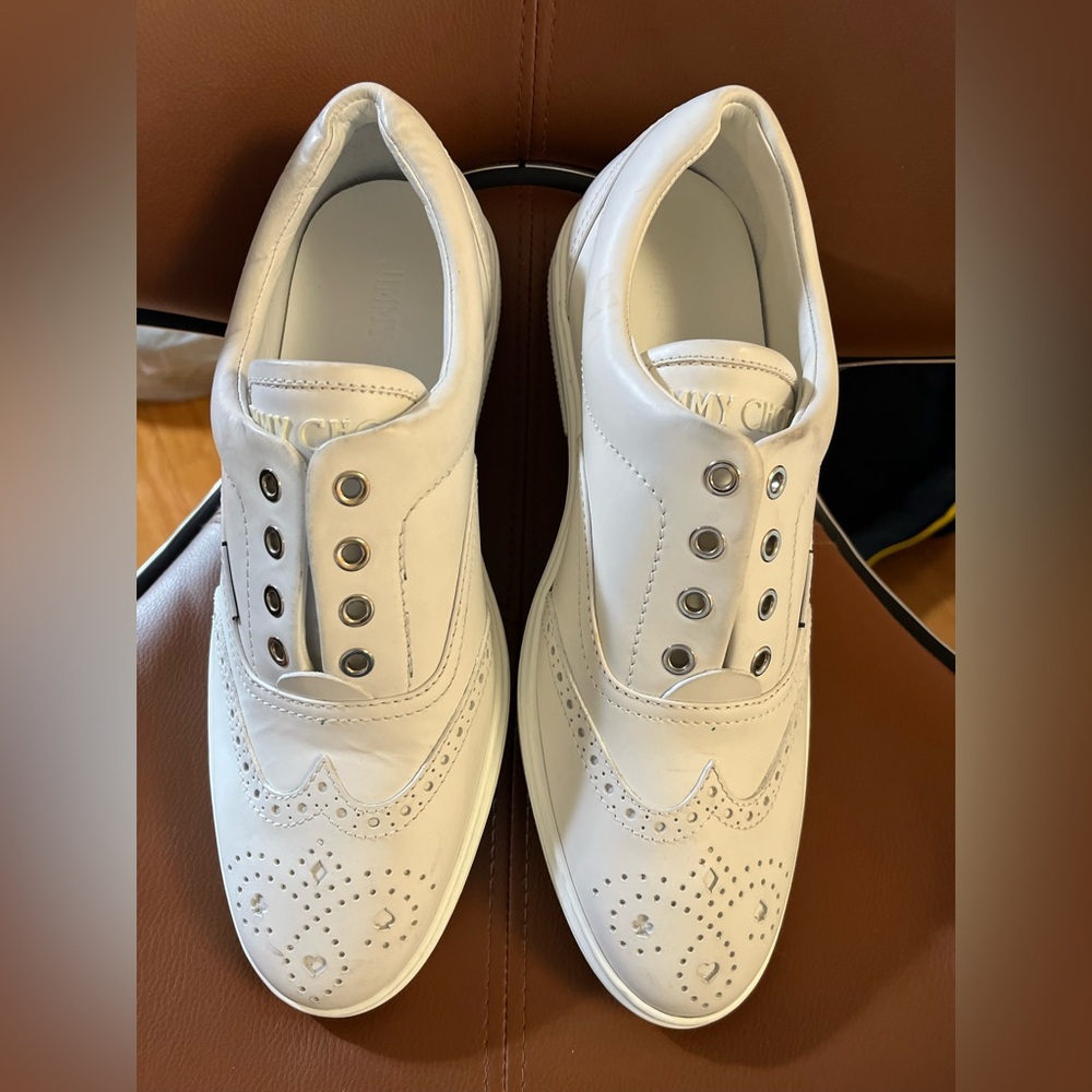 Snow white Jimmy Choo shoes, 💯 leather made in Italy. 🇮🇹 
Size 44